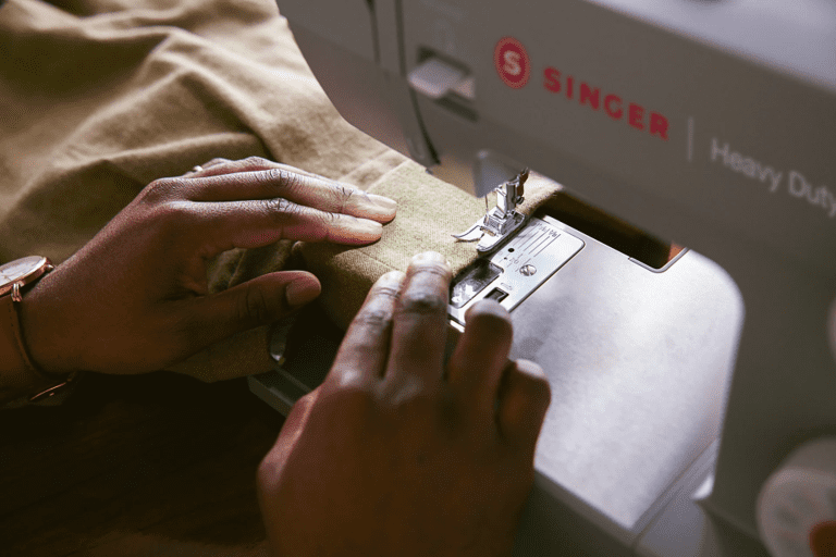 The 4 Best Singer Sewing Machines for Every Skill Level: 2025 Buyer’s Guide 2 The 4 Best Singer Sewing Machines for Every Skill Level 2025 Buyer’s Guide
