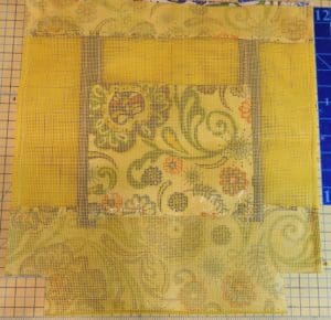 Vinyl Mesh Tote 26 Photo of corners cut out of bottom of vinyl mesh tote bag