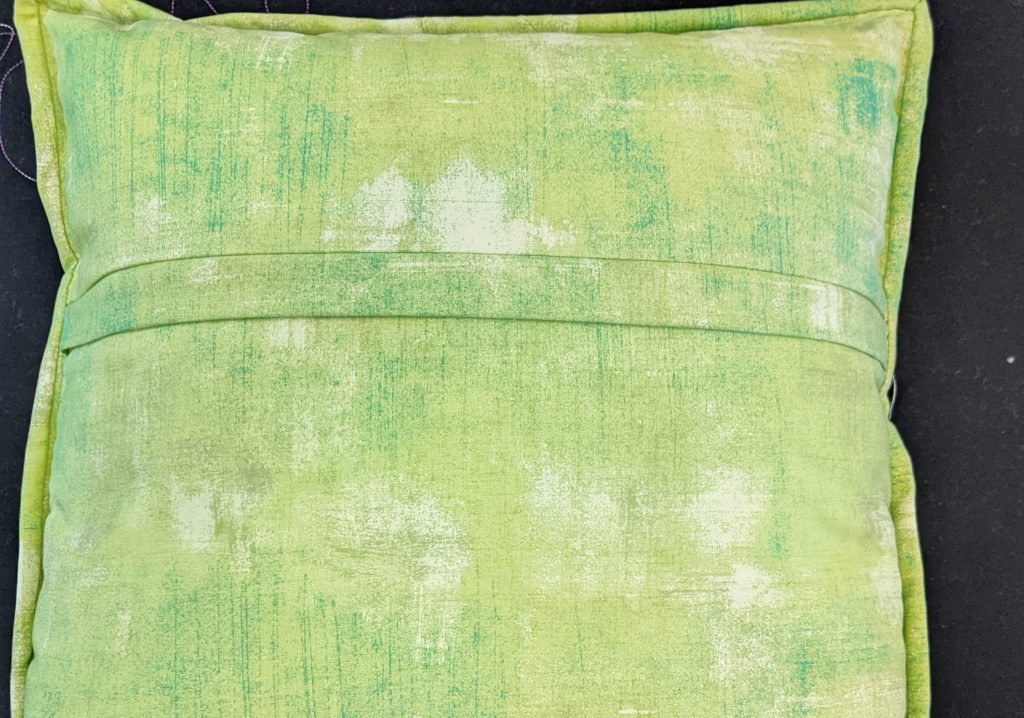 Pillow zipper flap n same fabric as pillow back