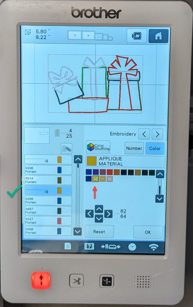 Create appliqué  cut data by selecting the thread color with scissors.