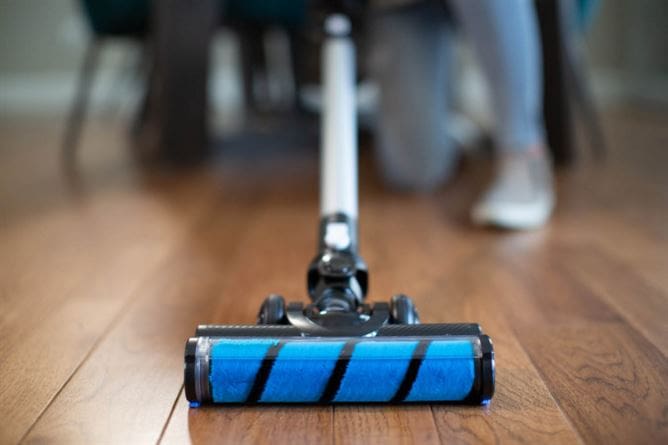 Clean Up on Aisle 9 : The Simplicity S65 Cordless Vacuum 4 Simplicity S65 5 dcdeb3b5 ff49 4967 968e 97c8847b1963