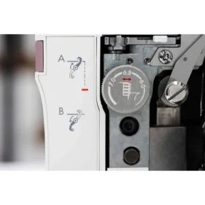 HUSQVARNA VIKING AMBER Air S 500 Coverlock Machine