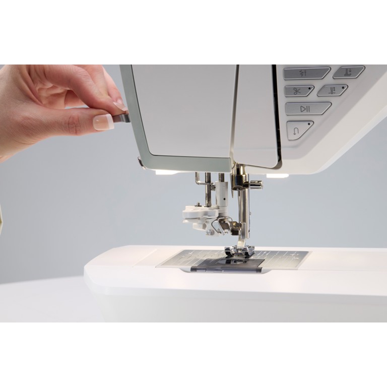 HUSQVARNA® VIKING® TOPAZ™ 55Q Sewing & Quilting Machine