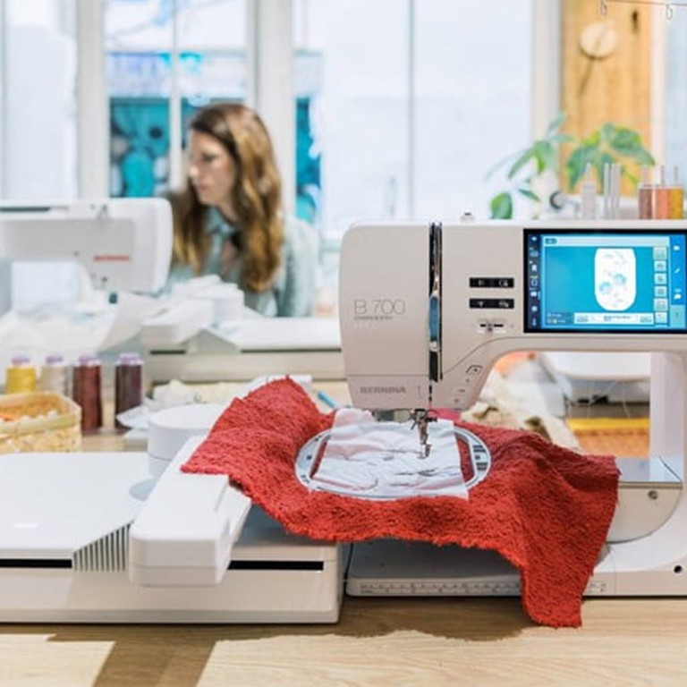 BERNINA 700 PRO