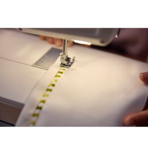 HUSQVARNA® VIKING® TOPAZ™ 55Q Sewing & Quilting Machine