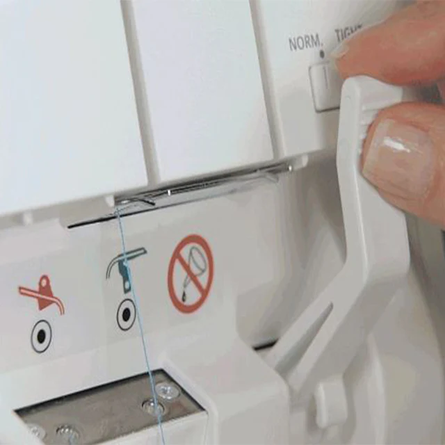 HUSQVARNA® VIKING® AMBER™ Air S | 400 Overlock Machine