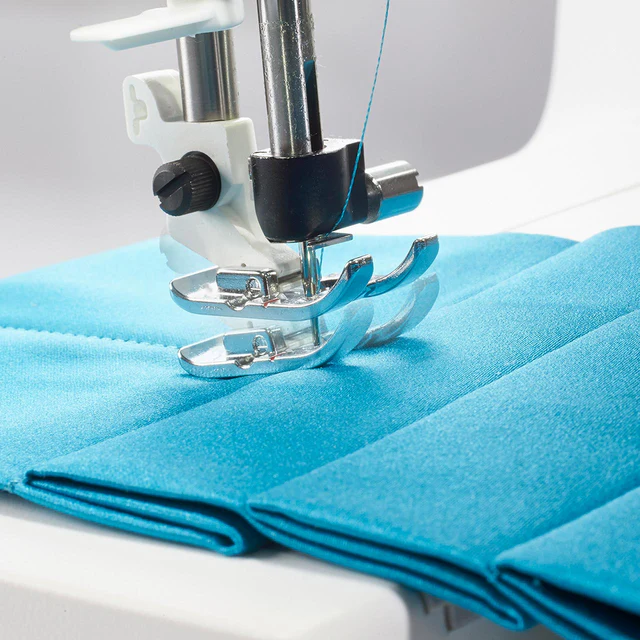 HUSQVARNA® VIKING® SAPPHIRE™ 930 Sewing Machine
