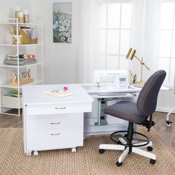 Koala Quilter's Vinson and Companion Chest